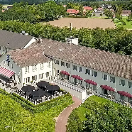 Western Hotel 4*