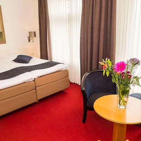 Hotel Western