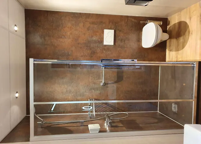 Отель Western Сленакен