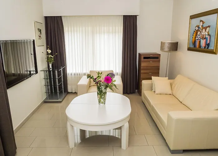 Отель Western 4*